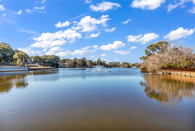 1033 N Dogwood Dr., Surfside Beach, SC 29575