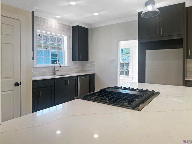 312 S Acadian Thwy, Baton Rouge, LA 70806