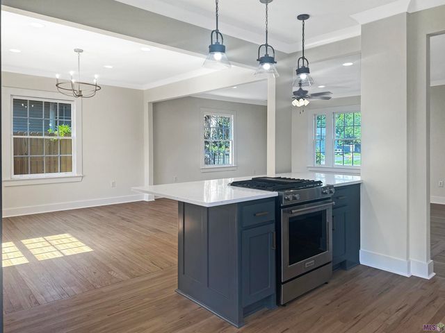 312 S Acadian Thwy, Baton Rouge, LA 70806