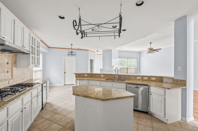 4605 Hinton Drive, Plano, TX 75024