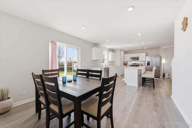 8014 Deer Crossing Drive, Plainfield, IL 60586