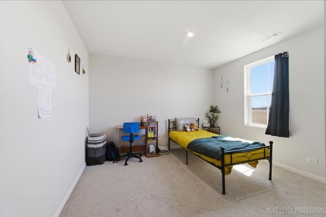 8014 Deer Crossing Drive, Plainfield, IL 60586