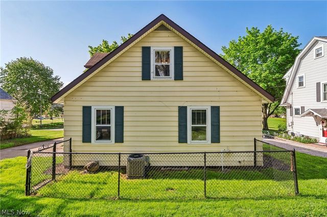 53 Bellevue Street, Rittman, OH 44270