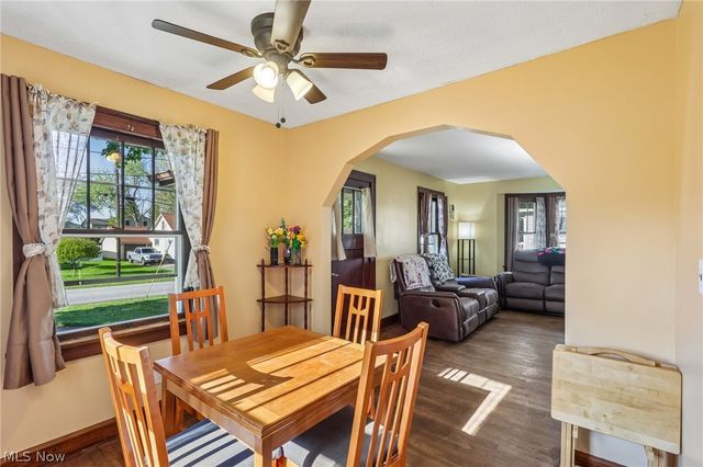 53 Bellevue Street, Rittman, OH 44270