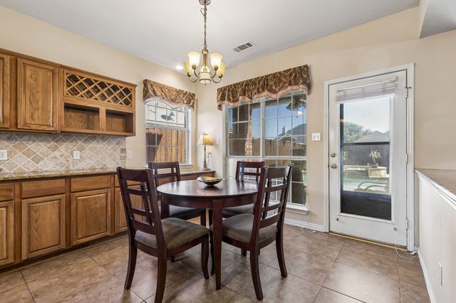 2710 Winterberry Drive, Rowlett, TX 75089