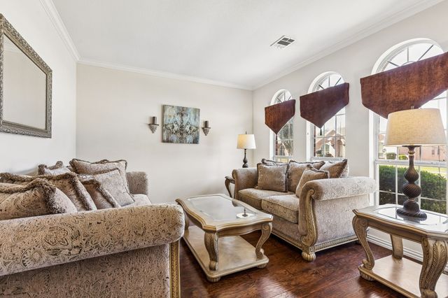 2710 Winterberry Drive, Rowlett, TX 75089