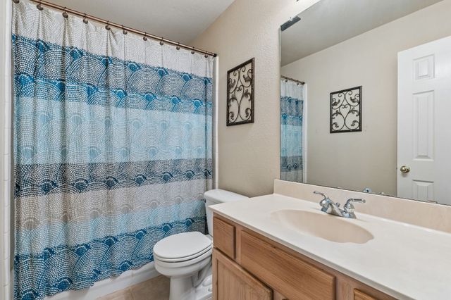 2710 Winterberry Drive, Rowlett, TX 75089