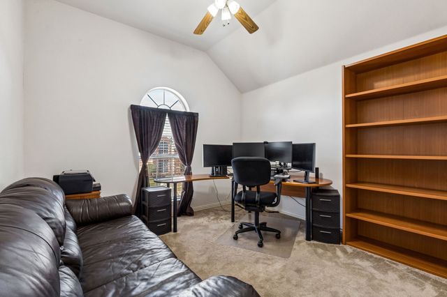 2710 Winterberry Drive, Rowlett, TX 75089