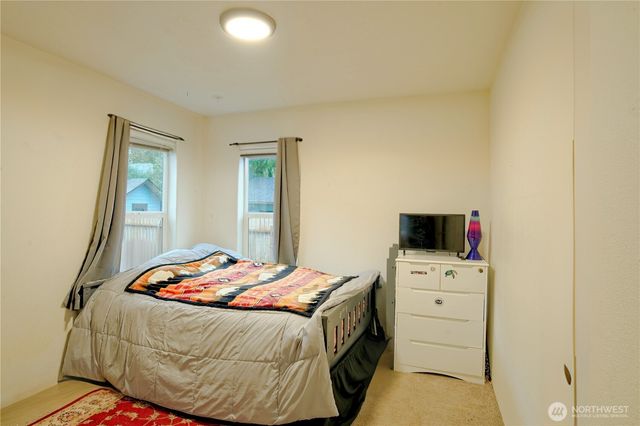 30 Sandstone Place, Port Angeles, WA 98362