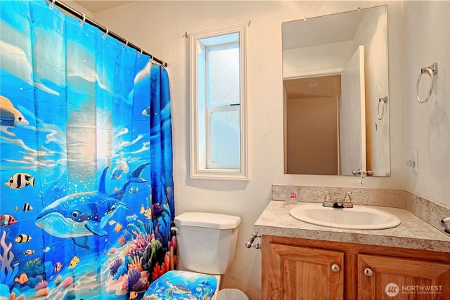 30 Sandstone Place, Port Angeles, WA 98362