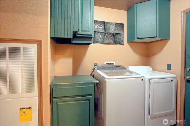 30 Sandstone Place, Port Angeles, WA 98362