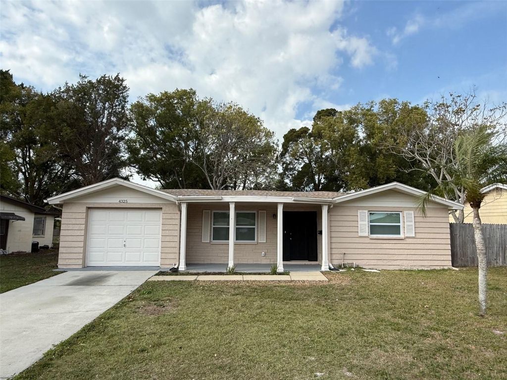 4325 NEWBURY DRIVE, New Port Richey, FL 34652