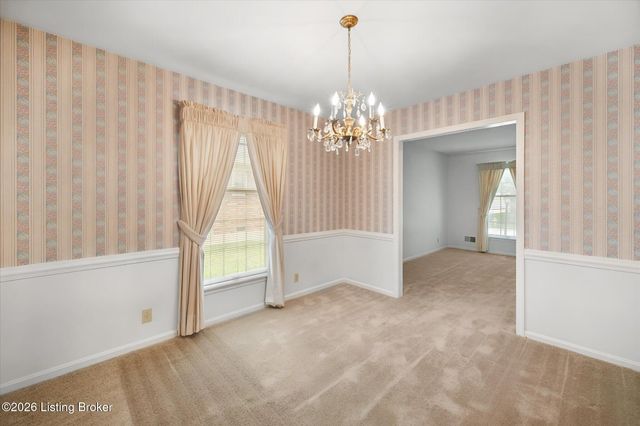 4021 Landside Dr, Louisville, KY 40220