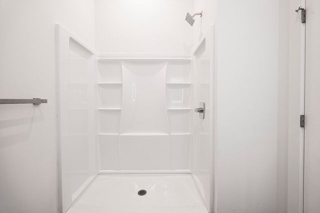 80 Middlesex St 104, Lowell, MA 01852