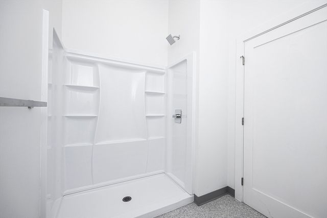 80 Middlesex St 104, Lowell, MA 01852