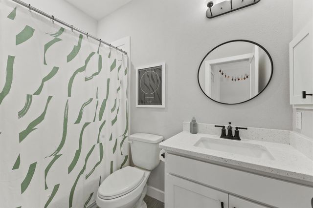 1122 County Road 2274, Cleveland, TX 77327