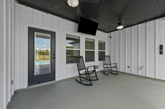 1122 County Road 2274, Cleveland, TX 77327