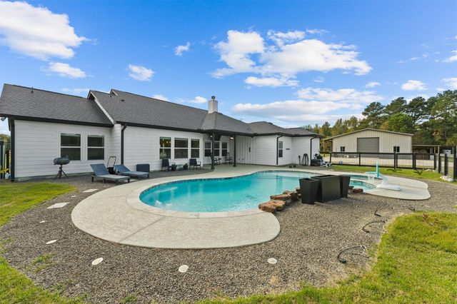 1122 County Road 2274, Cleveland, TX 77327