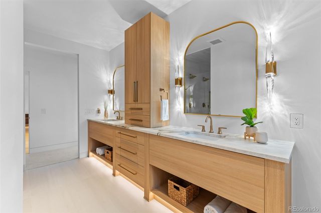 1525 S Milwaukee Street, Denver, CO 80210