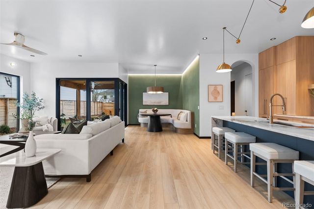 1525 S Milwaukee Street, Denver, CO 80210