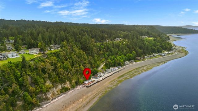 1085 Rockaway Lane, Camano Island, WA 98282