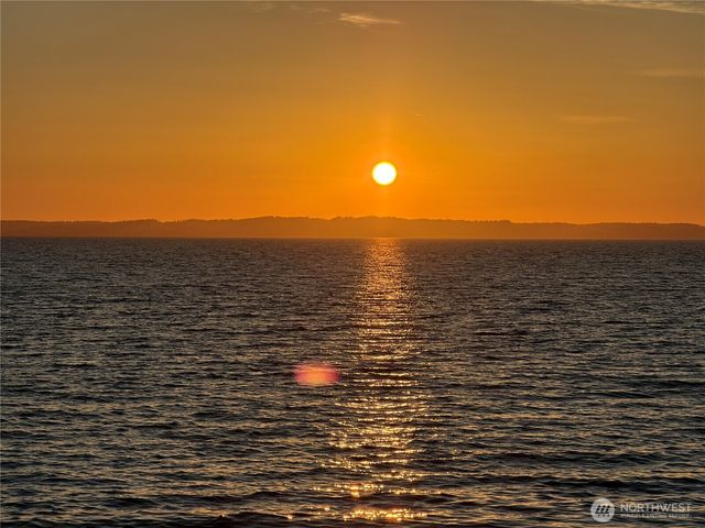 1085 Rockaway Lane, Camano Island, WA 98282