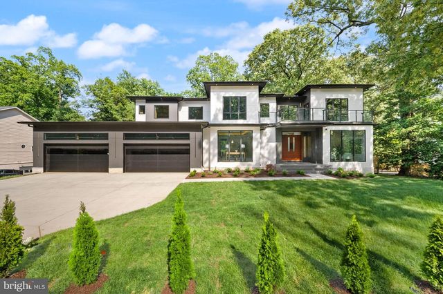 2537 GALLOWS RD, Dunn Loring, VA 22027
