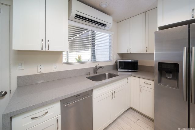 3182 Kuau Street 702, Kailua, HI 96734