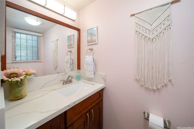 3182 Kuau Street 702, Kailua, HI 96734