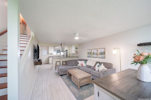 3182 Kuau Street 702, Kailua, HI 96734