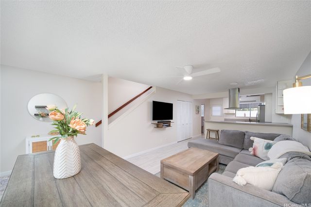 3182 Kuau Street 702, Kailua, HI 96734