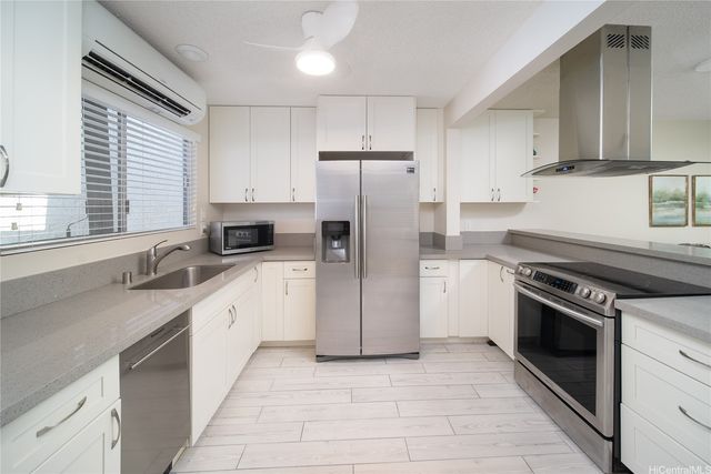 3182 Kuau Street 702, Kailua, HI 96734