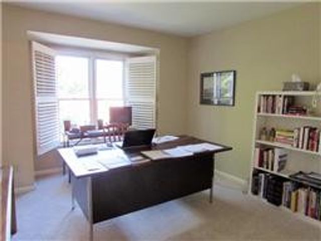 258 Hillsboro Pl, Nashville, TN 37215