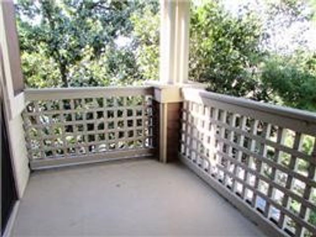 258 Hillsboro Pl, Nashville, TN 37215