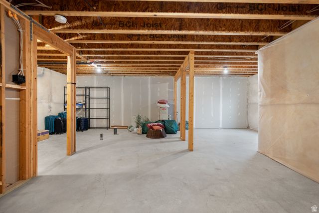 906 N APPLE SEED LN, Santaquin, UT 84655