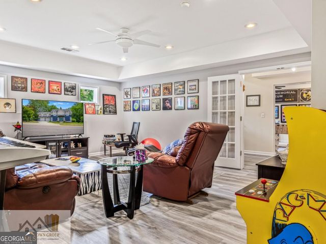 5177 Stratham Drive, Atlanta, GA 30338