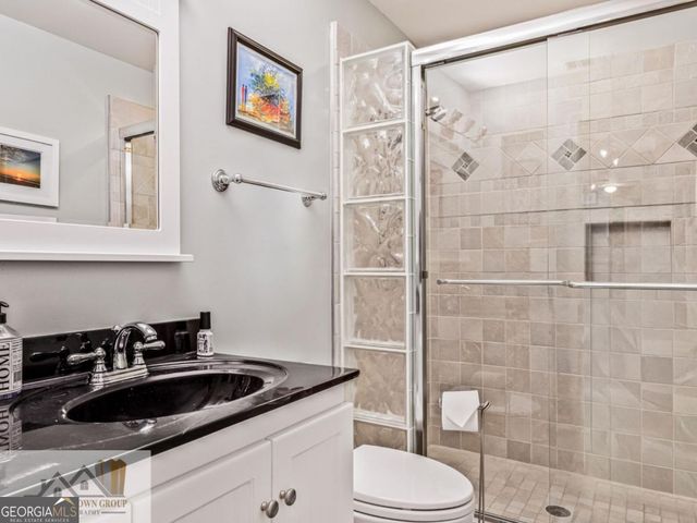 5177 Stratham Drive, Atlanta, GA 30338