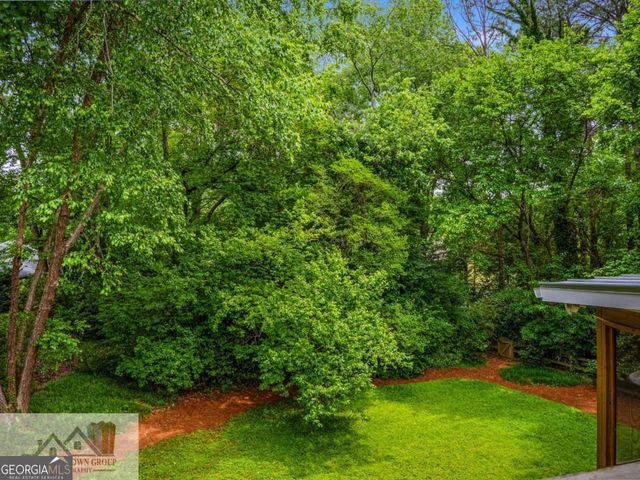 5177 Stratham Drive, Atlanta, GA 30338