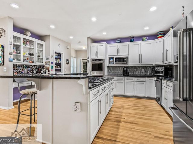 5177 Stratham Drive, Atlanta, GA 30338