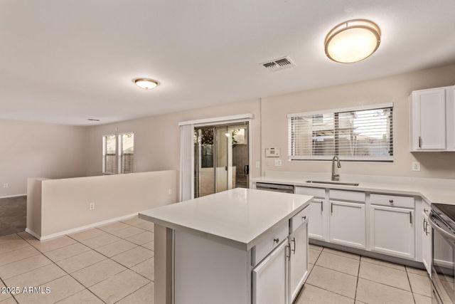 8852 E PAMPA Avenue, Mesa, AZ 85212