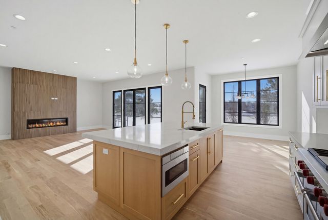 28920 N Niblick Knoll Court, Mundelein, IL 60060