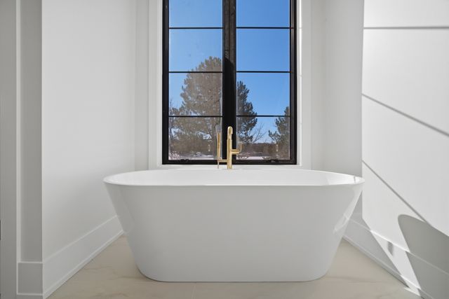 28920 N Niblick Knoll Court, Mundelein, IL 60060