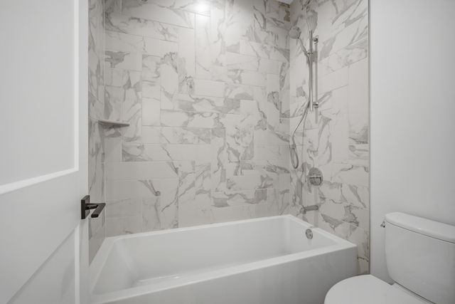 28920 N Niblick Knoll Court, Mundelein, IL 60060