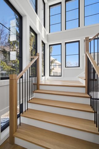 28920 N Niblick Knoll Court, Mundelein, IL 60060