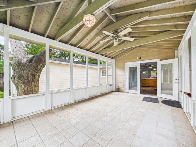 1922 Abilene, League City, TX 77573
