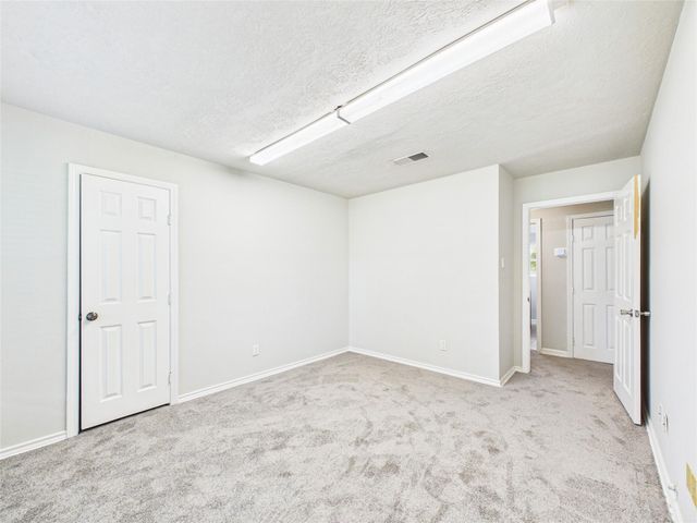 1922 Abilene, League City, TX 77573