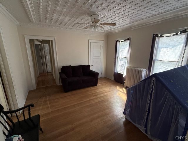 920 Oak Street, Syracuse, NY 13203