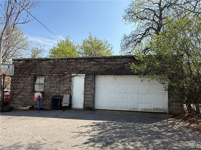 920 Oak Street, Syracuse, NY 13203