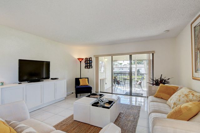 7911 Eastlake Drive H, Boca Raton, FL 33433