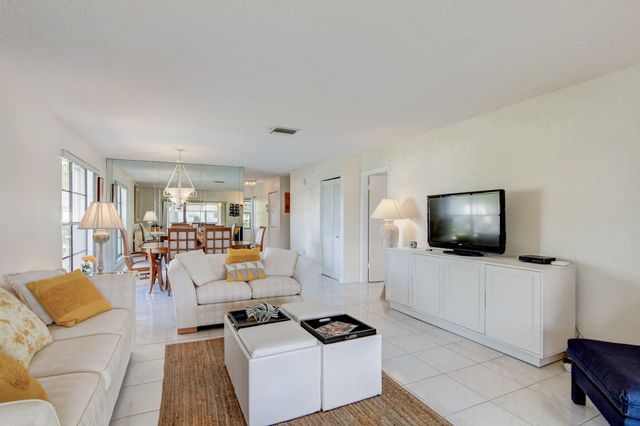 7911 Eastlake Drive H, Boca Raton, FL 33433